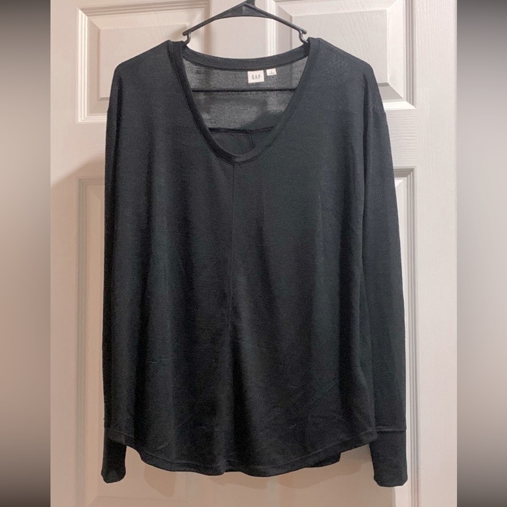 Lightweight Gap Sweater